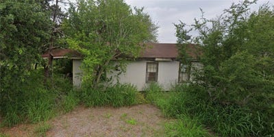 /international/us/814-w-3rd-street-bishop-tx-110109013032/