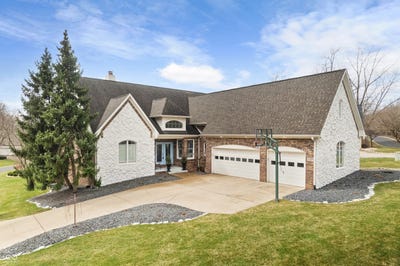/international/us/12096-sail-place-drive-indianapolis-in-110107911469/