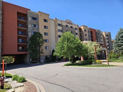 /international/us/2411-river-road-wisconsin-dells-wi-110108169268/