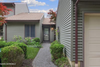 /international/us/33-andover-court-red-bank-nj-110108444224/