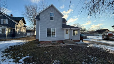 /international/us/582-gravel-road-montevideo-mn-110105357478/