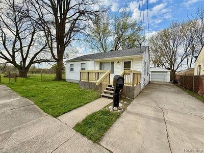 /international/us/1514-vermilya-avenue-flint-mi-110107479653/