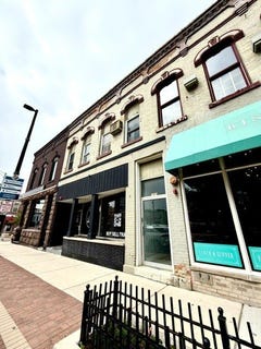 /international/us/131-s-washington-street-naperville-il-110108585167/
