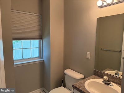 /international/us/4-juniper-lane-blackwood-nj-110101199582/