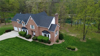 /international/us/738-pinecrest-drive-huntington-wv-110107310828/