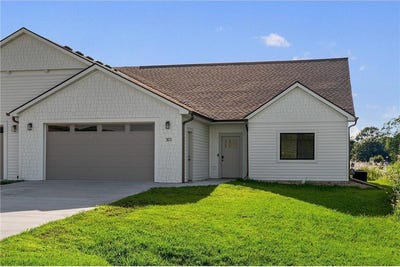 /international/us/301-stoddard-street-s-houston-mn-110107228747/