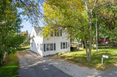 /international/us/511-ellsworth-avenue-south-haven-mn-110120484084/