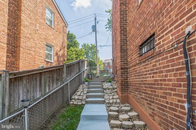 /international/us/707-hilltop-terrace-se-washington-dc-110101332348/?lang=zh-cn