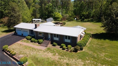 /international/us/4836-blackstone-road-kenbridge-va-110120577541/