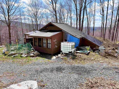 /international/us/493-wheeler-mountain-road-barton-vt-110107930213/