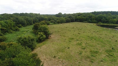 /international/us/621-county-road-3313-de-kalb-tx-110101266552/