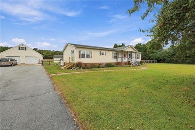 /international/us/3357-white-marsh-road-suffolk-va-110120723401/