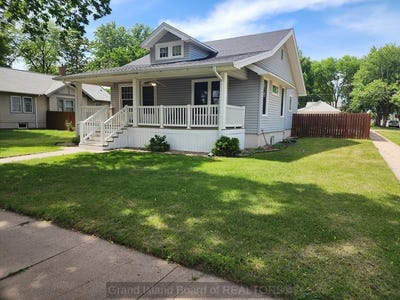 /international/us/904-w-john-grand-island-ne-110108342396/