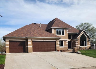 /international/us/7932-orchid-lane-n-maple-grove-mn-110107681093/