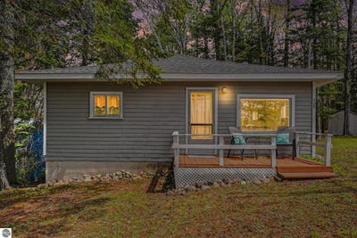 /international/us/408-sage-lake-road-hale-mi-110108607400/