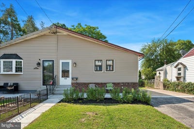 /international/us/428-manhattan-st-essington-pa-110108205227/