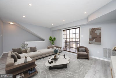/international/us/1408-clark-court-southampton-pa-110108340997/