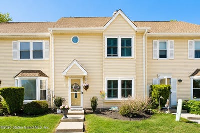 /international/us/4-shilling-way-jackson-nj-110107994806/