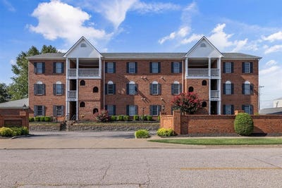 /international/us/977-w-1st-street-owensboro-ky-110107287317/