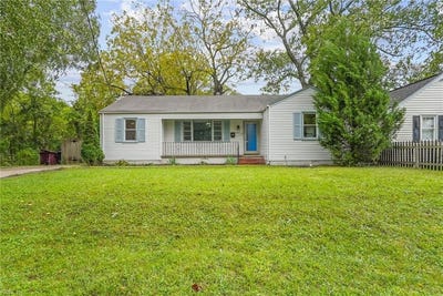 /international/us/1540-bainbridge-boulevard-chesapeake-va-110110349700/