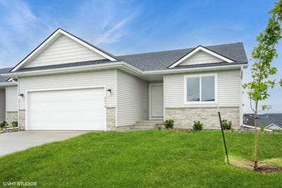 /international/us/5610-ne-briarwood-drive-ankeny-ia-110097698730/