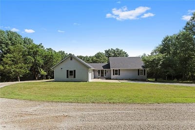 /international/us/38-nw-525th-road-warrensburg-mo-110100846425/