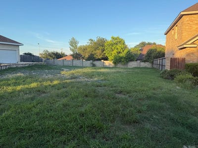 /international/us/1674-rosewood-drive-eagle-pass-tx-110101241178/?lang=id