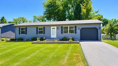/international/us/1509-hickory-street-mchenry-il-110109586945/