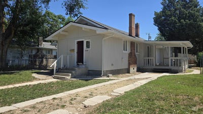/international/us/318-320-5th-ave-s-nampa-id-110109418661/