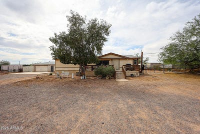 /international/us/880-e-4th-avenue-apache-junction-az-110108489931/