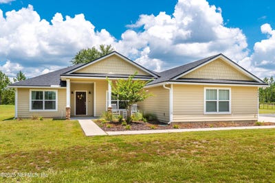 /international/us/8639-odis-yarborough-road-glen-st-mary-fl-110101259453/