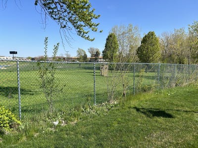 /international/us/8543-s-83rd-avenue-hickory-hills-il-110089383715/