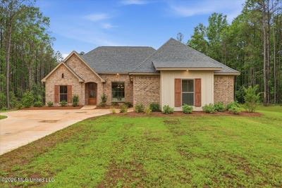 /international/us/143-ashwood-lane-mendenhall-ms-110102165434/