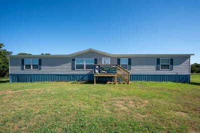 /international/us/10115-philpot-road-ozark-ar-110101168805/