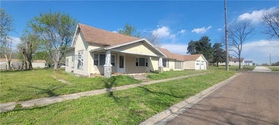 /international/us/712-n-2nd-street-iola-ks-110107087241/