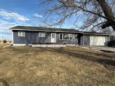 /international/us/108-west-street-northville-sd-110106734773/