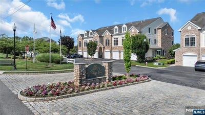/international/us/28-forshee-circle-montvale-nj-110119300888/