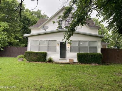 /international/us/115-e-montgomery-street-fairview-mo-110098847374/?lang=en