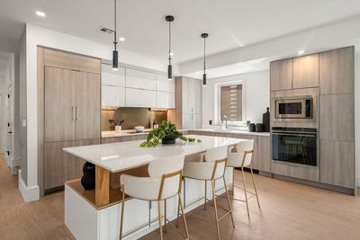 /international/us/31-evergreen-st-boston-ma-110100569343/