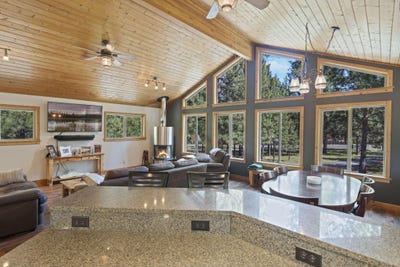 /international/us/14590-mountain-view-loop-sisters-or-110106035531/