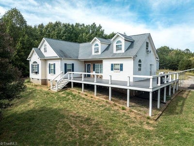 /international/us/3845-beasley-school-road-sandy-ridge-nc-110120067489/