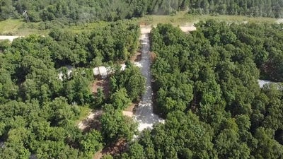 /international/us/01-joe-hough-road-broken-bow-ok-110105334335/