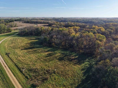 /international/us/9450-deep-woods-lane-lot-56-57-58-bagley-sd-110120652910/