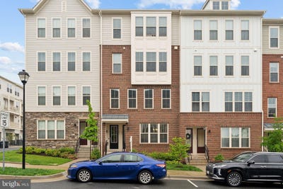 /international/us/906-california-drive-ne-leesburg-va-110099491754/