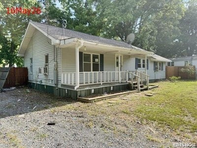 /international/us/207-w-first-street-poyen-ar-110108639182/