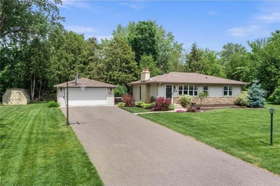/international/us/15620-2nd-avenue-n-plymouth-mn-110108567578/