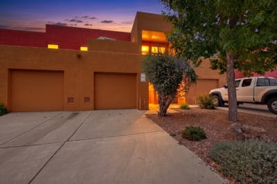 /international/us/1380-avenida-rincon-santa-fe-nm-110109915764/