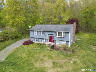 /international/us/21-pierce-lane-madison-ct-110108064767/