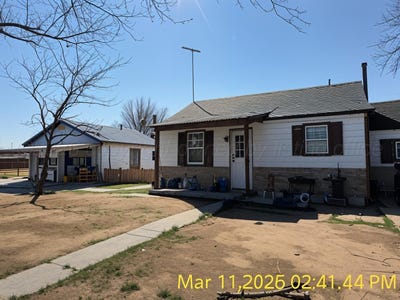 /international/us/311-park-ave-panhandle-tx-110106303813/