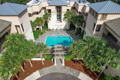/international/us/2518-boxwood-lane-2517-2518-fernandina-beach-fl-110096599288/